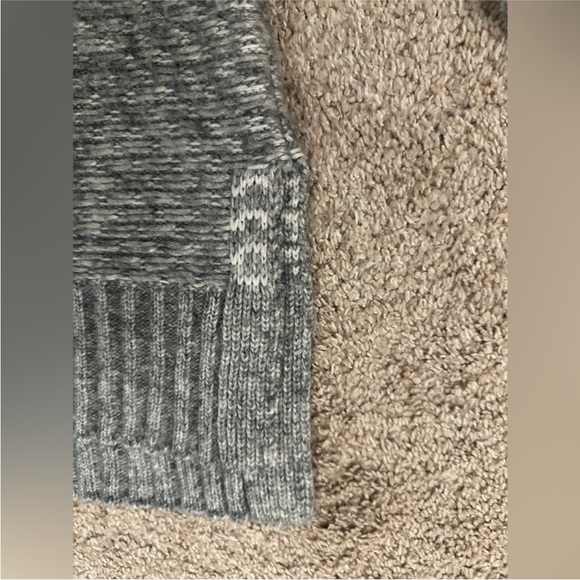 Banana Republic Italian Yarn Wool Blend Turtleneck – XS coastal, fisherman core - Picture 5 of 8